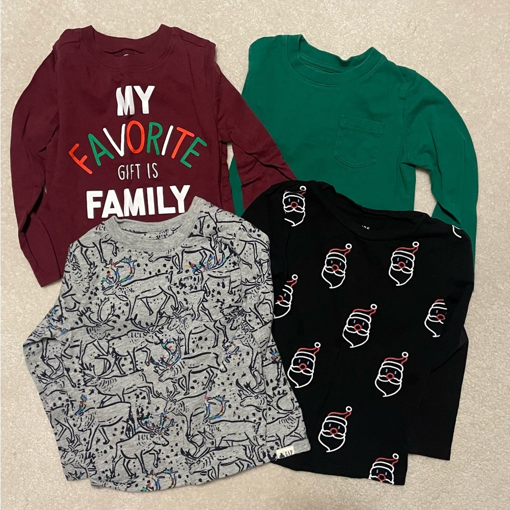 🎄lot of 3T long sleeved t-shirts, gap, old navy and Nordstrom.